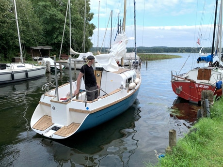 leisure 22 sailboat